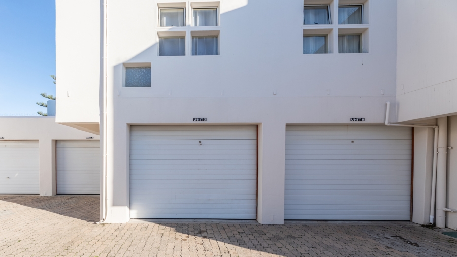 2 Bedroom Property for Sale in Melkbosstrand Central Western Cape